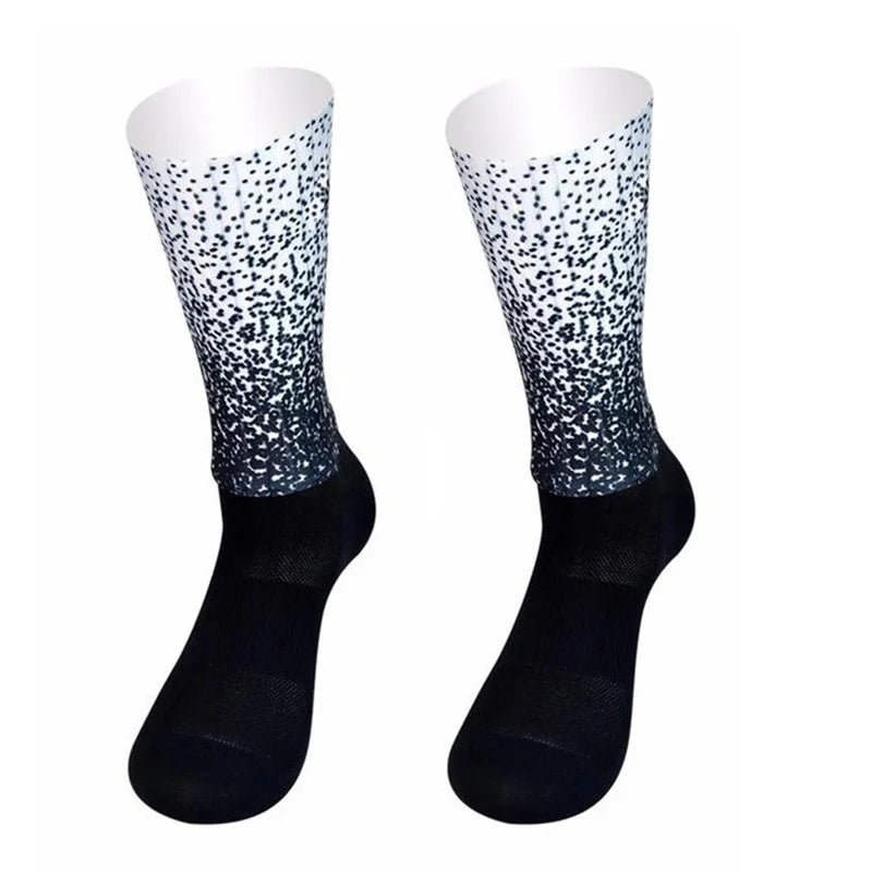 Bike Cycling New Team Summer Aero Socks Silica Gel Non-slip Breathable Pro Racing Sports Socks Men Women Calcetines Ciclismo