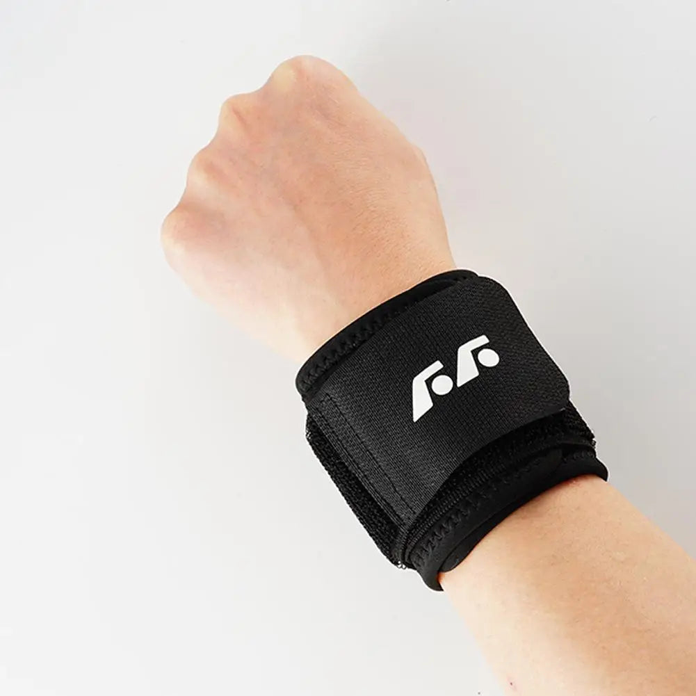 1pc Wrist Support Gym Sports Wristband Palm Guard Protector Adjustable Wrist Brace Strap Carpal Compression Wristband Gear