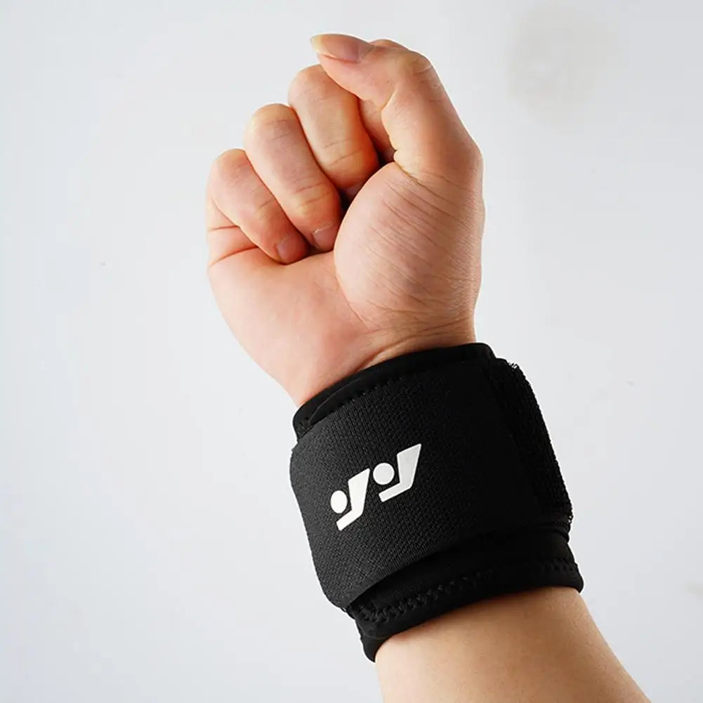 1pc Wrist Support Gym Sports Wristband Palm Guard Protector Adjustable Wrist Brace Strap Carpal Compression Wristband Gear